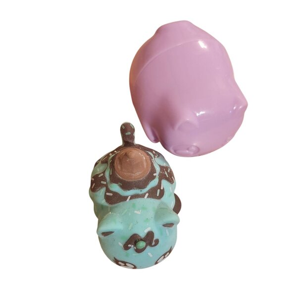 Aphmau Meemeows Mystery Squishy Cat Mint Chocolate Chip Collectible Toy Figure - Picture 6 of 7